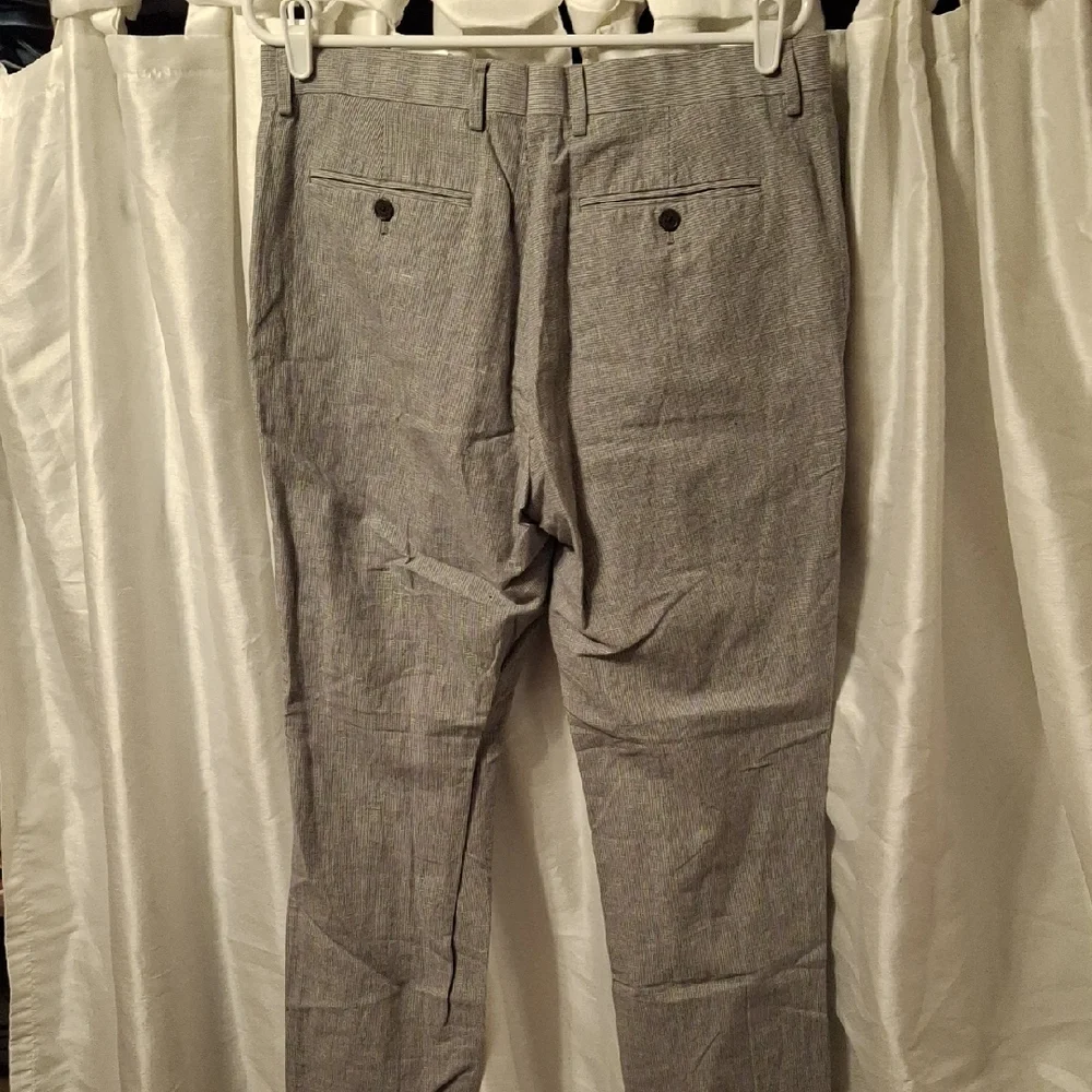 Banana Republic elegant gray